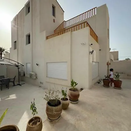 Maison Spacieuse Bien Situee Houmt Souk  Exterior photo
