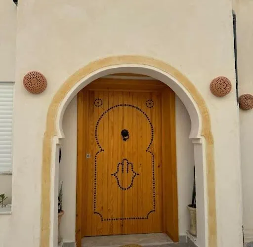 Maison Spacieuse Bien Situee